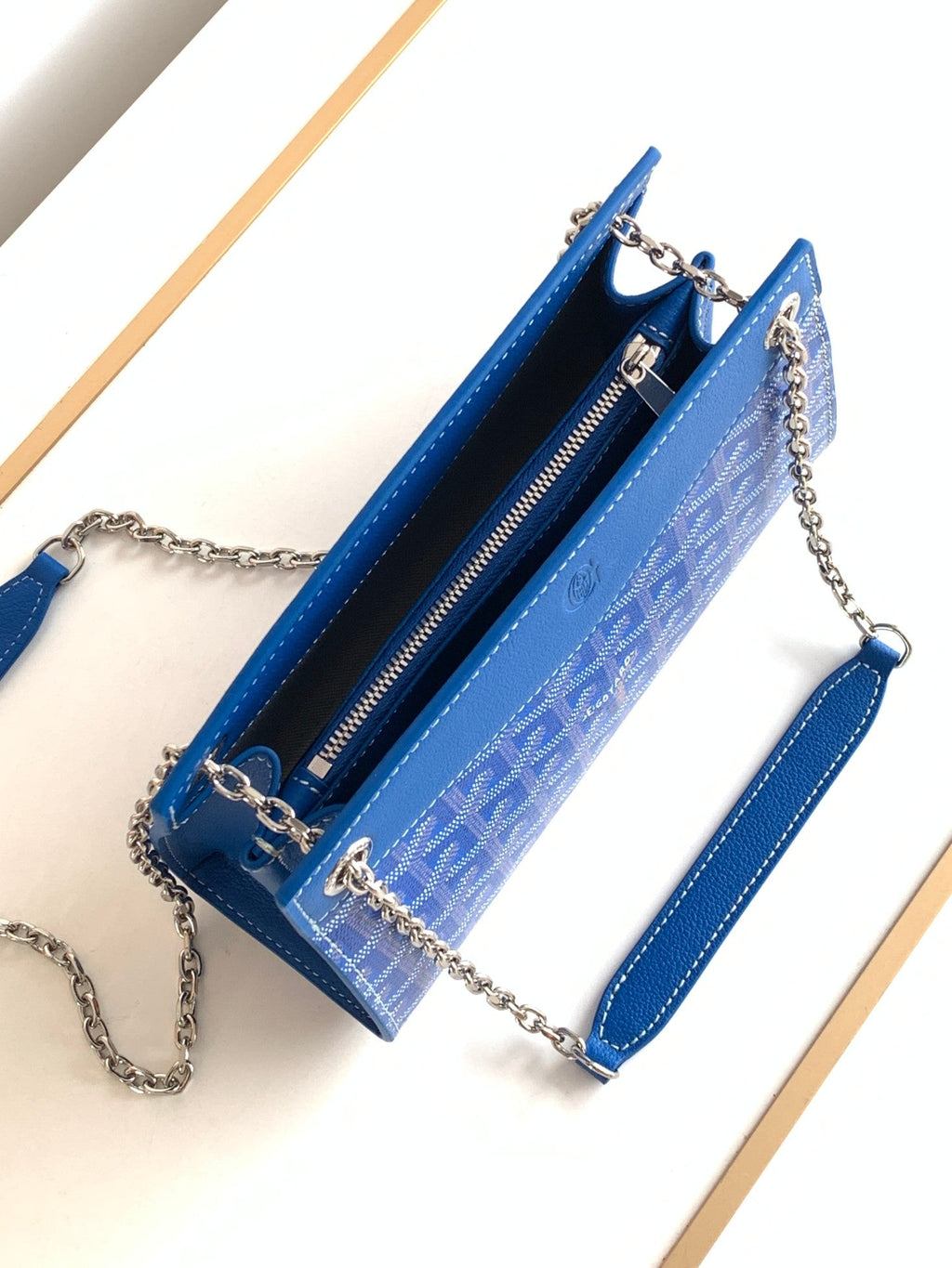Goyard Chain Shoulder Bag