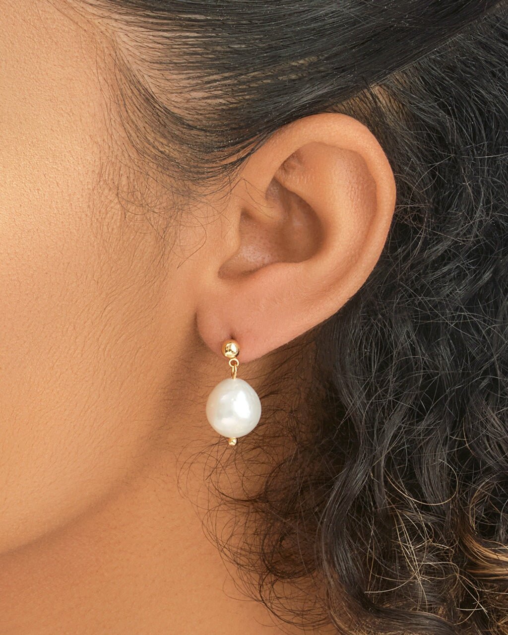 The Perfect O-ccasion Earring Bundle w/ Case