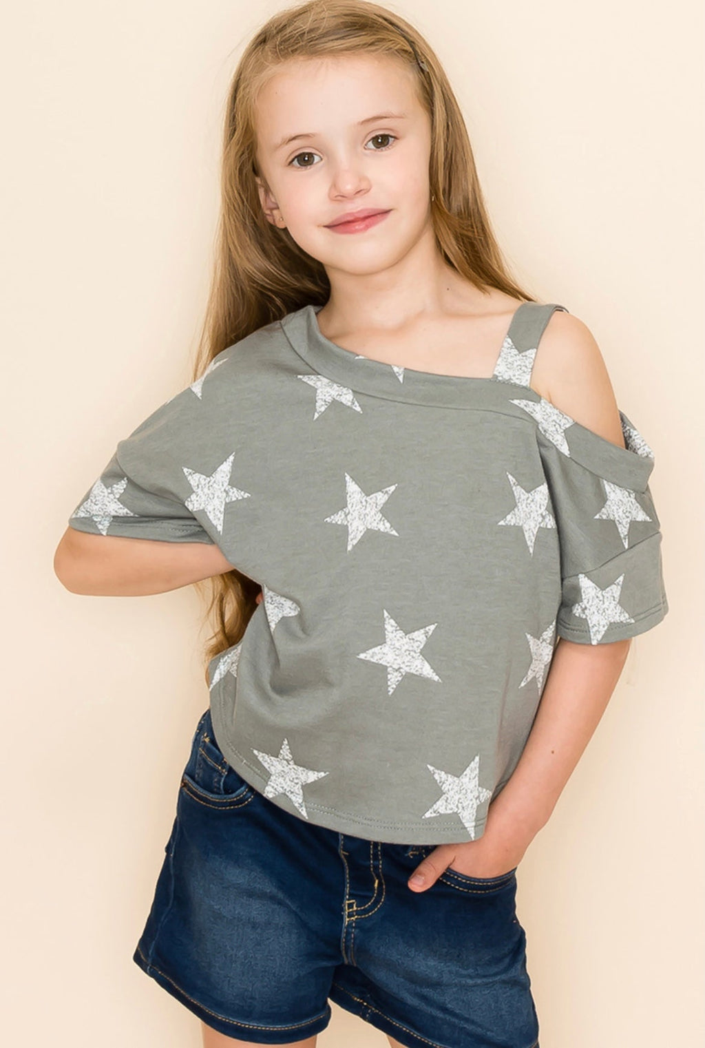 Off Shoulder Star tee