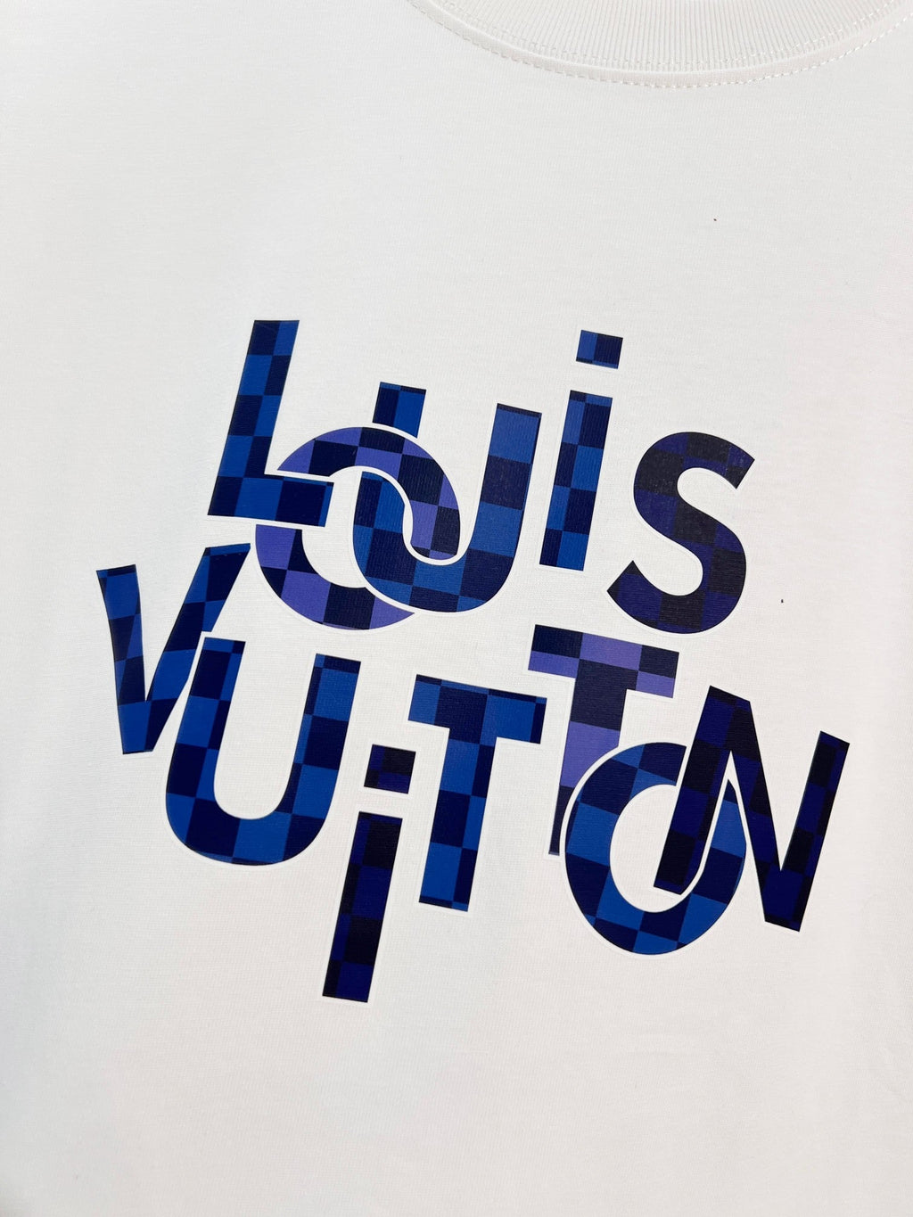 LV T-Shirt