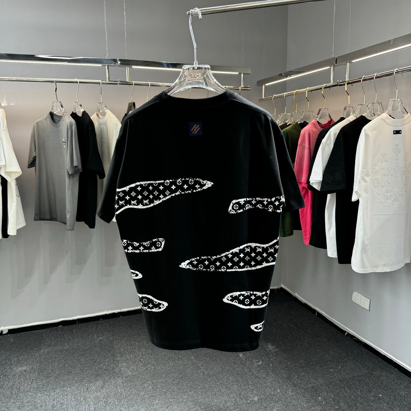 LV Short Sleeve shirt