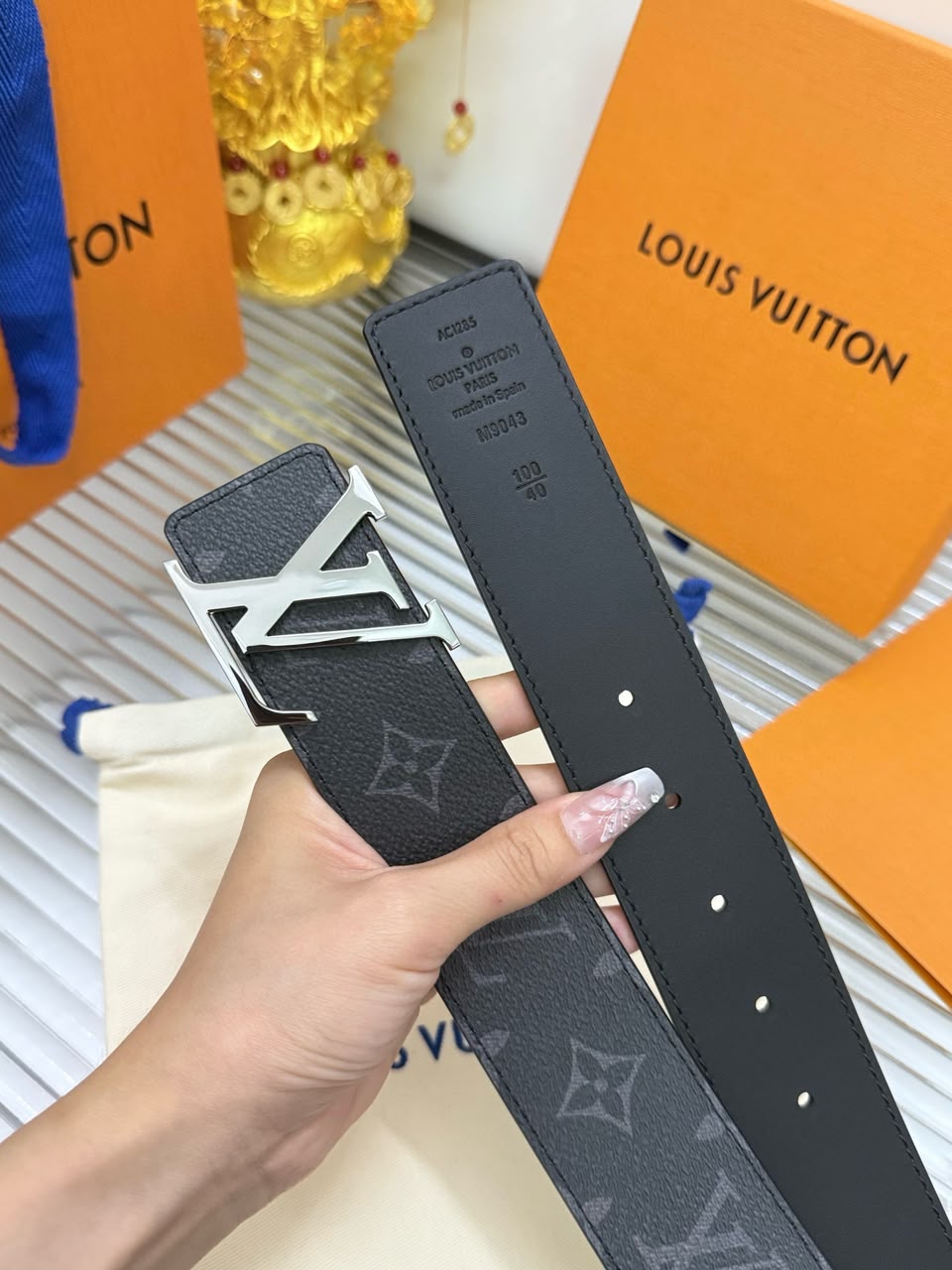 LV Reversible Belt