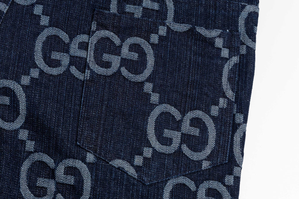Gucci Cable Knit All over washed denim shorts