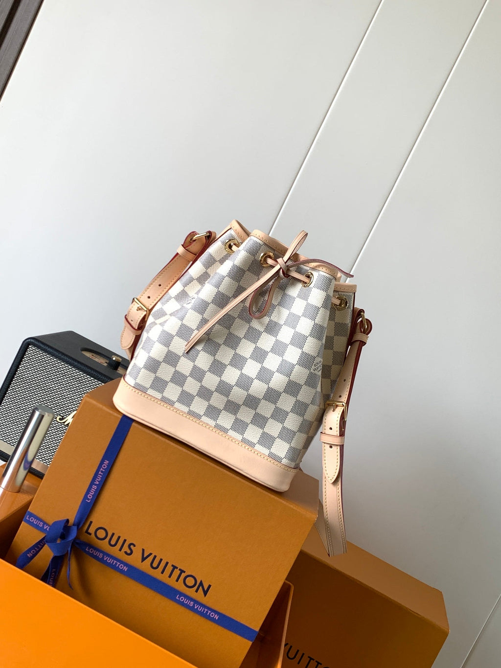 LV Noé Bucket Bag