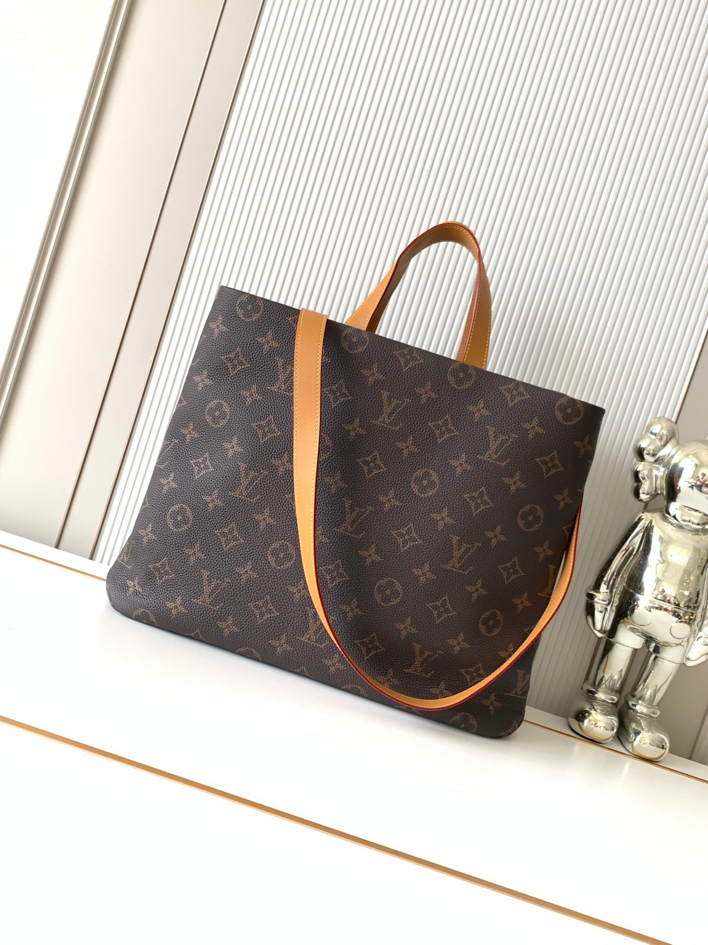 LV Tote Bag