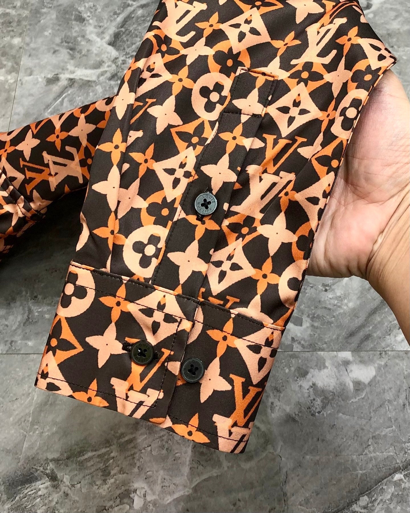 LV long sleeved shirt