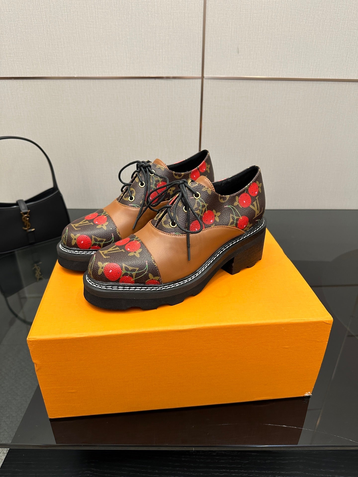 Women LV High-end Shoes