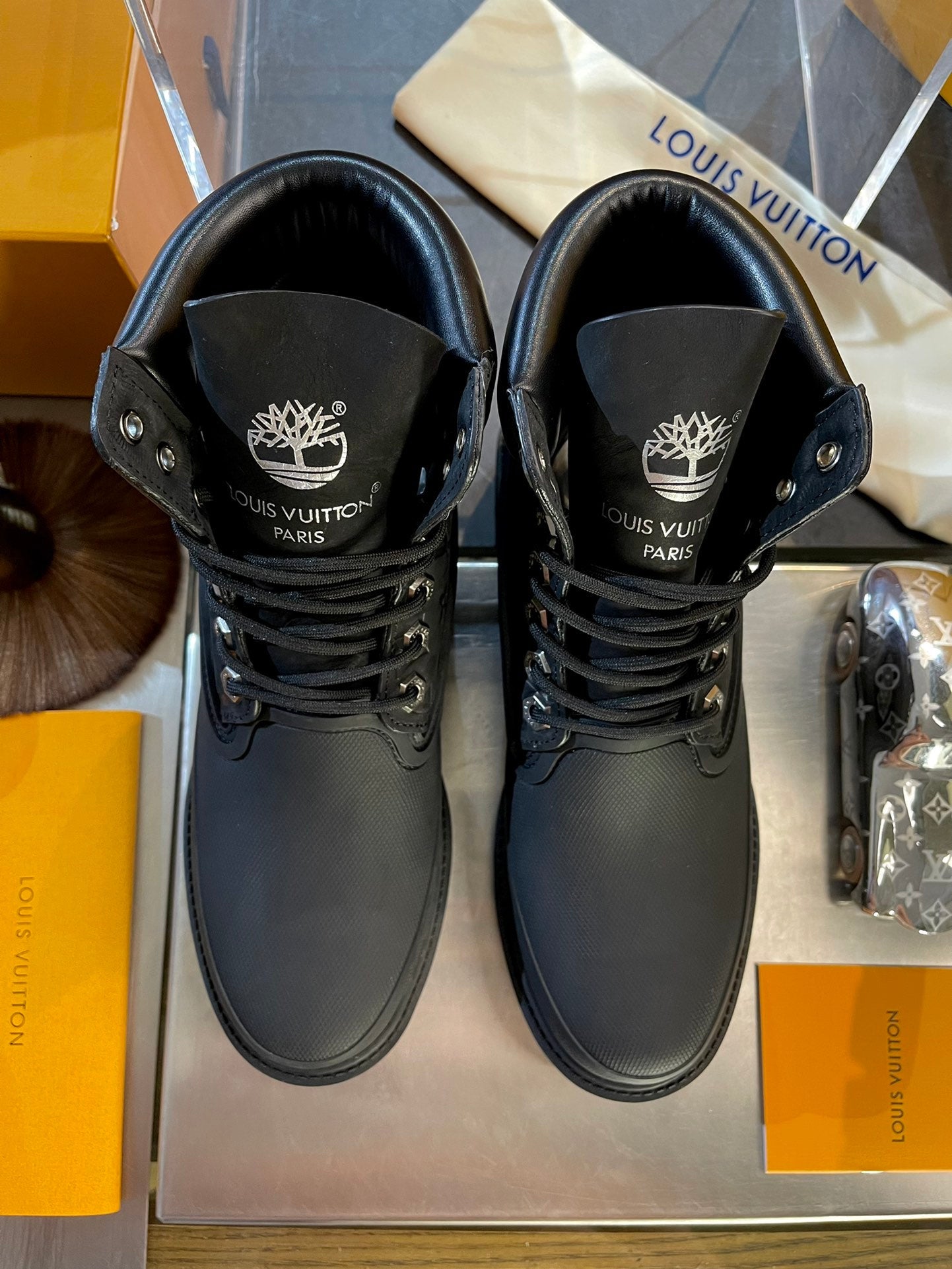 Louis Vuitton × Timberland 6" ankle boot olive green -US(LV) size 10