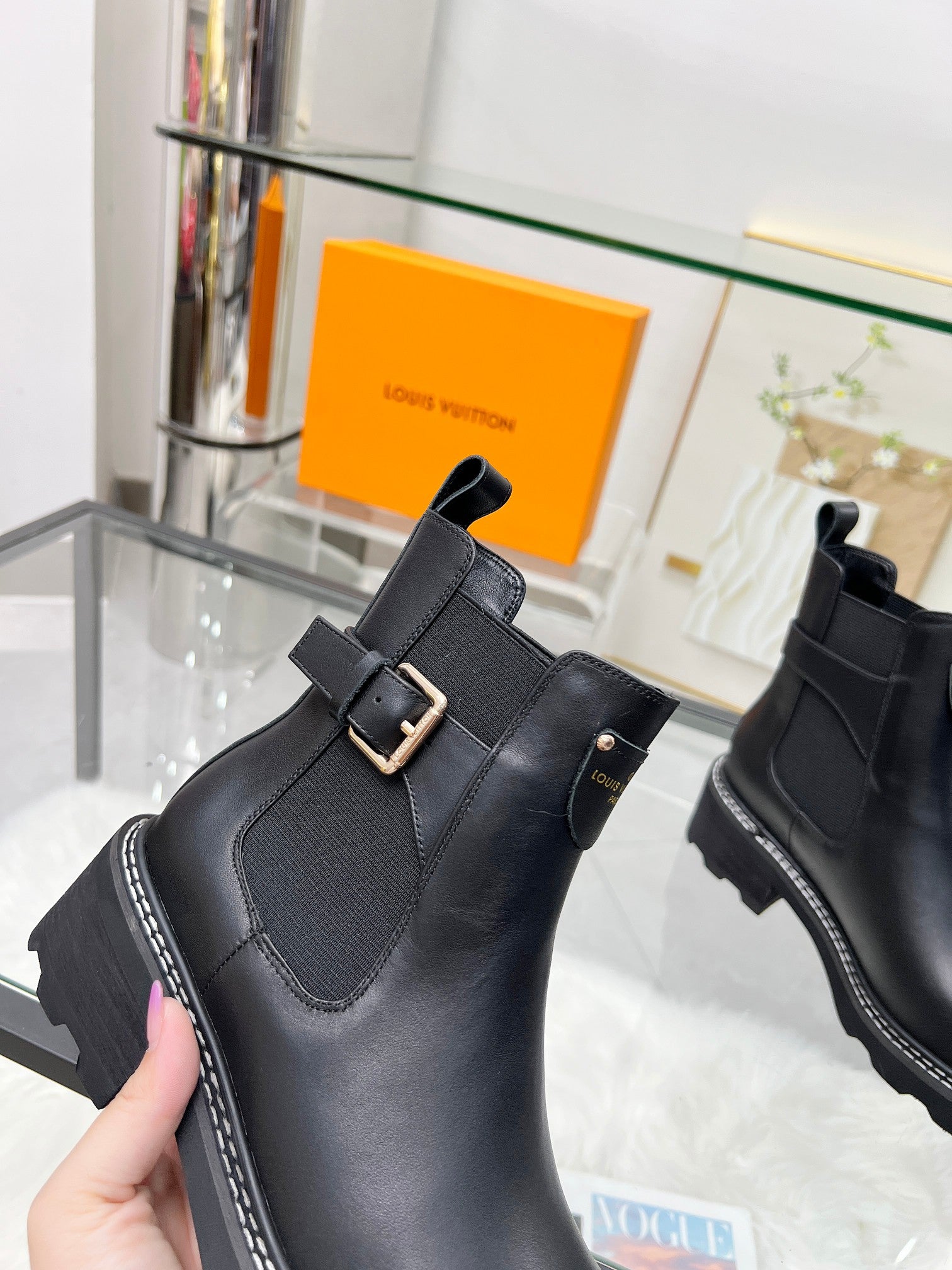 Women's LV Boots