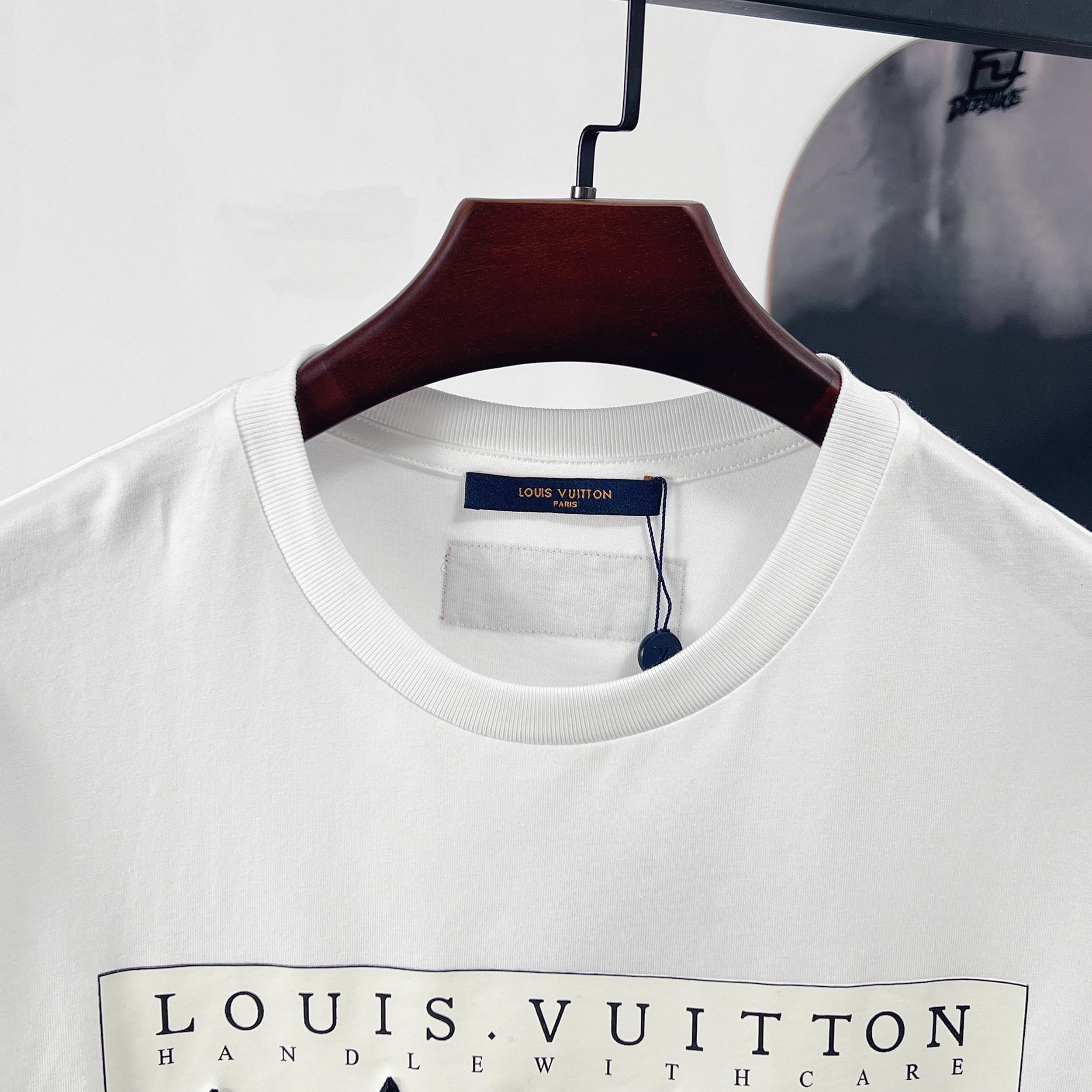 LV Embossed Embroidery Short-Sleeve T-Shirt