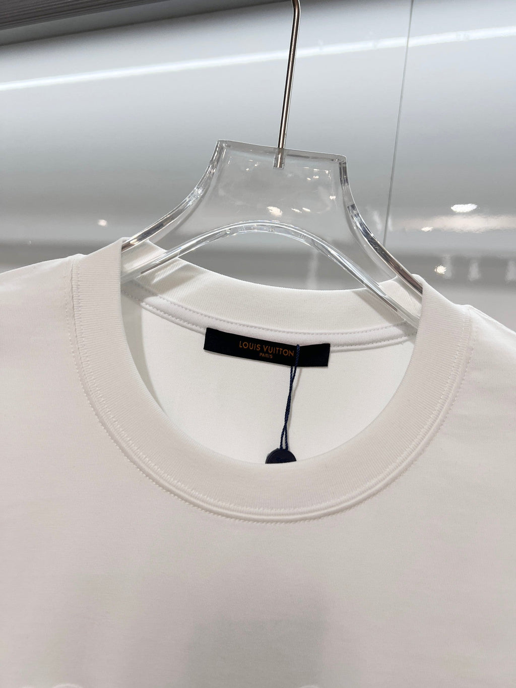 LV 3D ski mountain foam flock T shirt