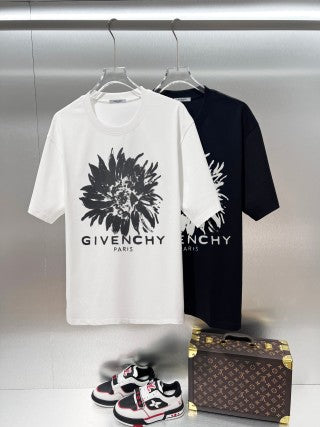Givenchy T-Shirt