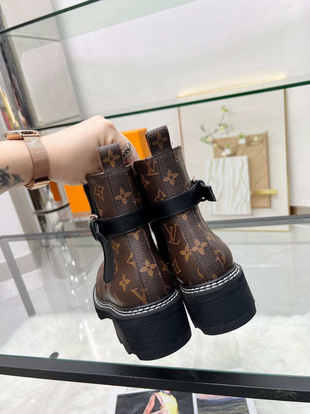 Women's LV Boots