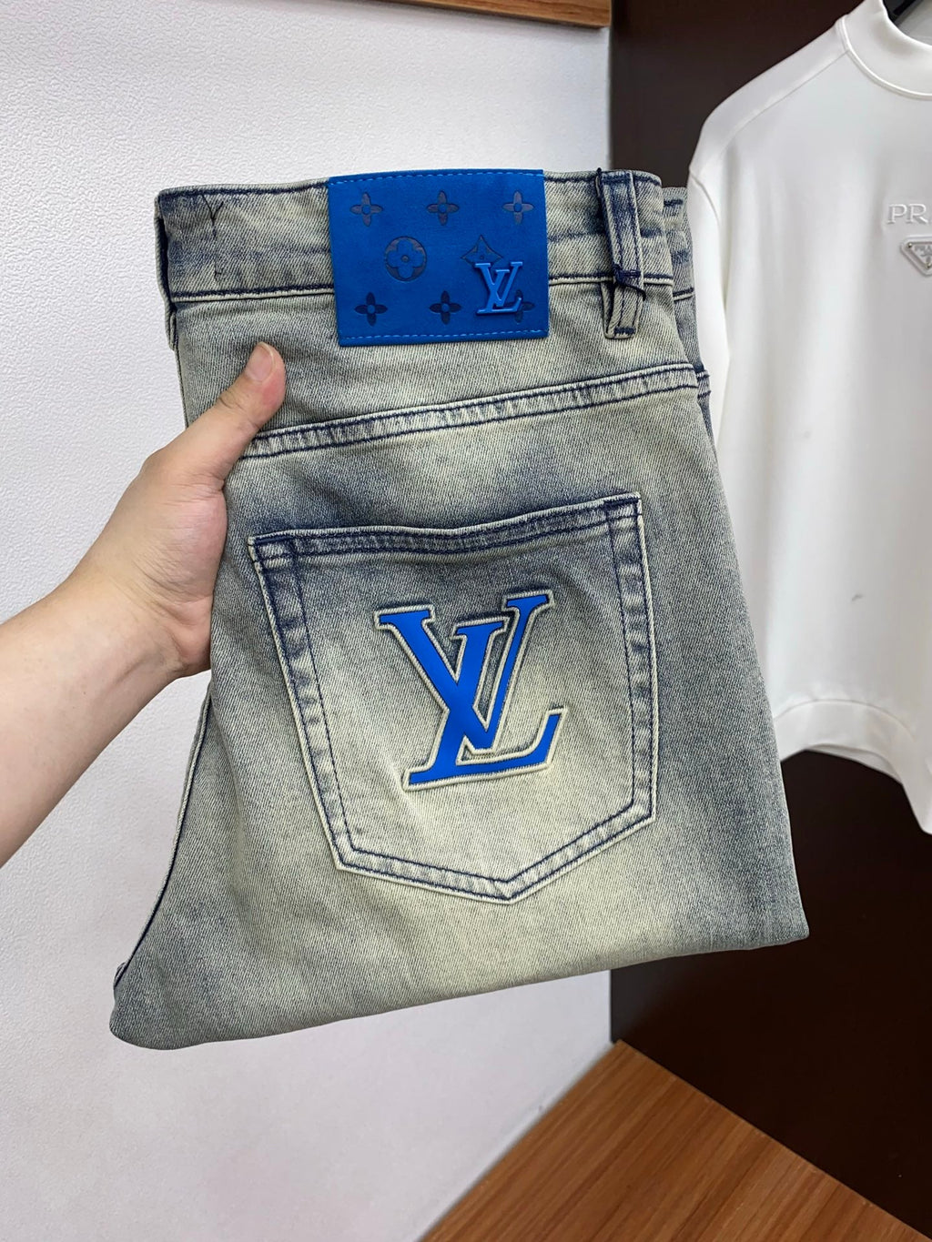LV Slin Fit leg Jeans