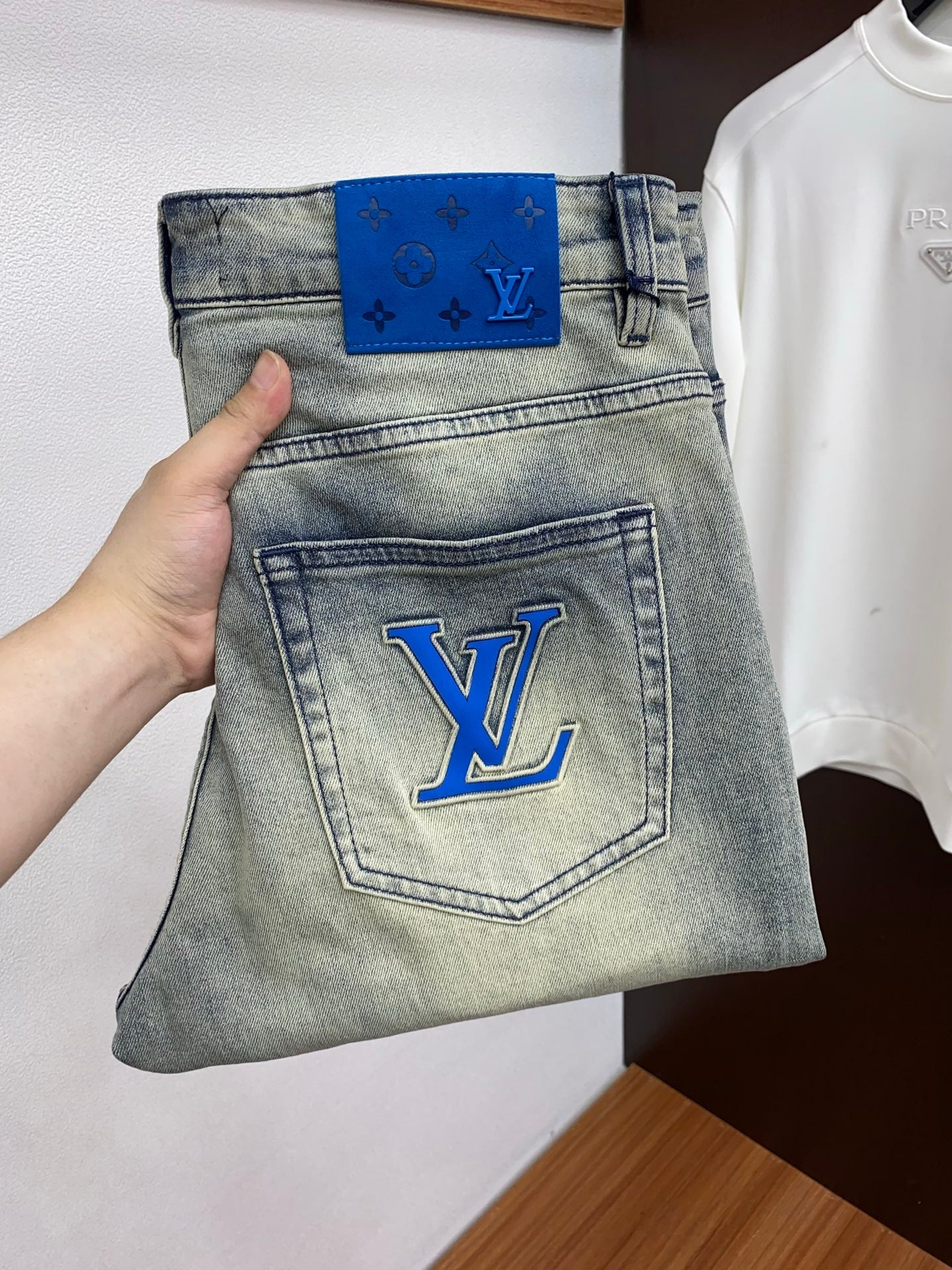 LV Slin Fit leg Jeans
