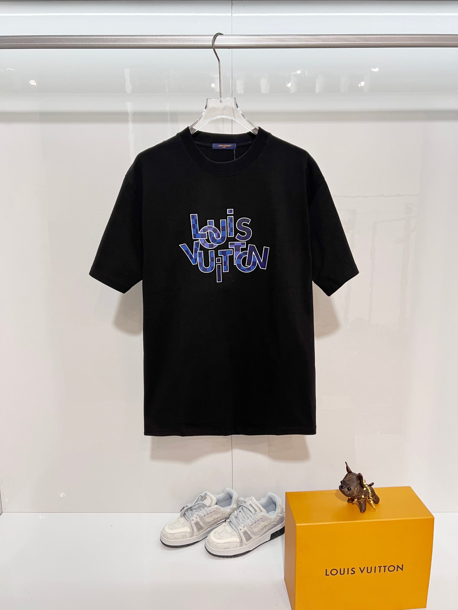 LV T-Shirt