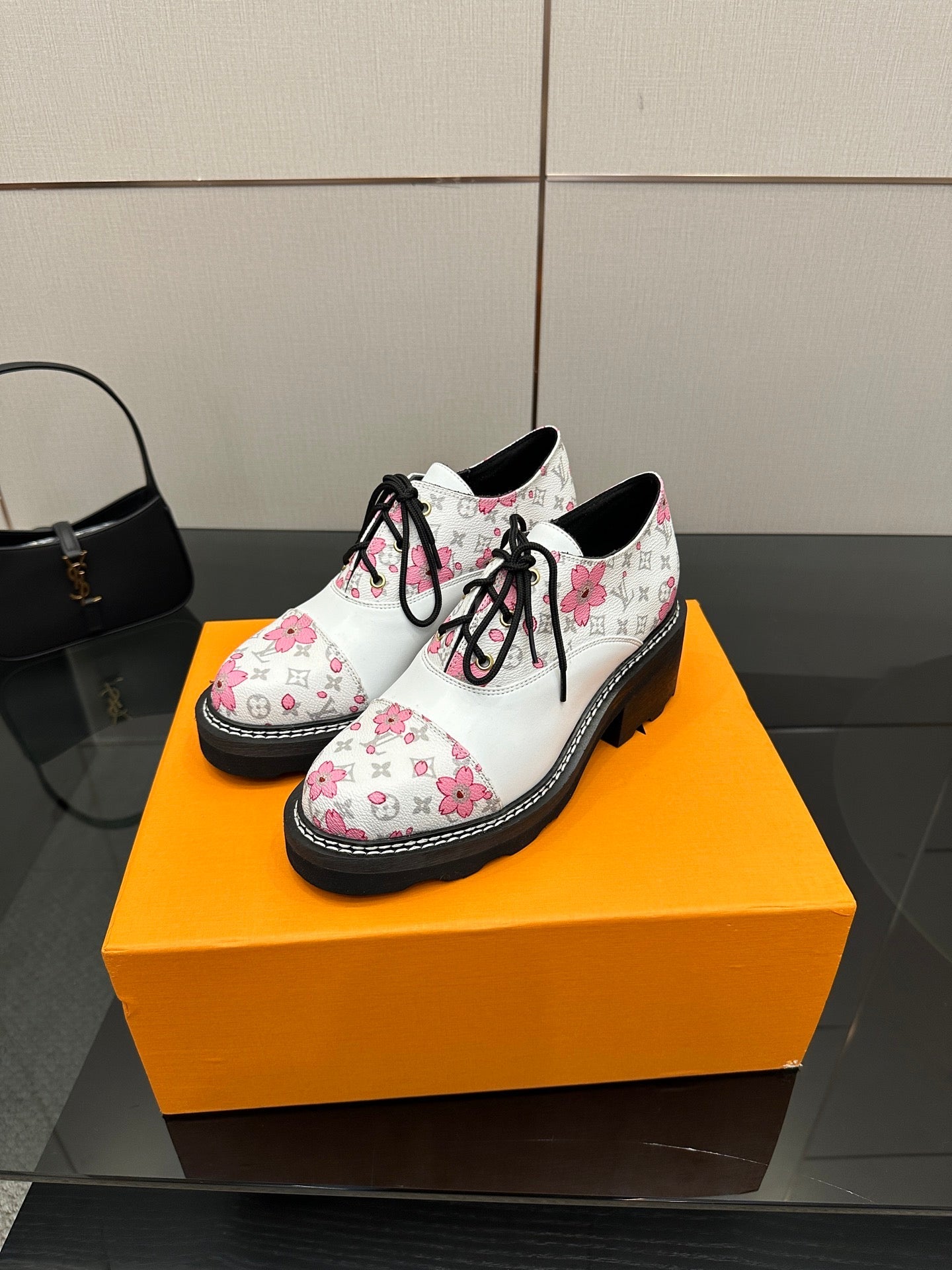 Women LV High-end Shoes