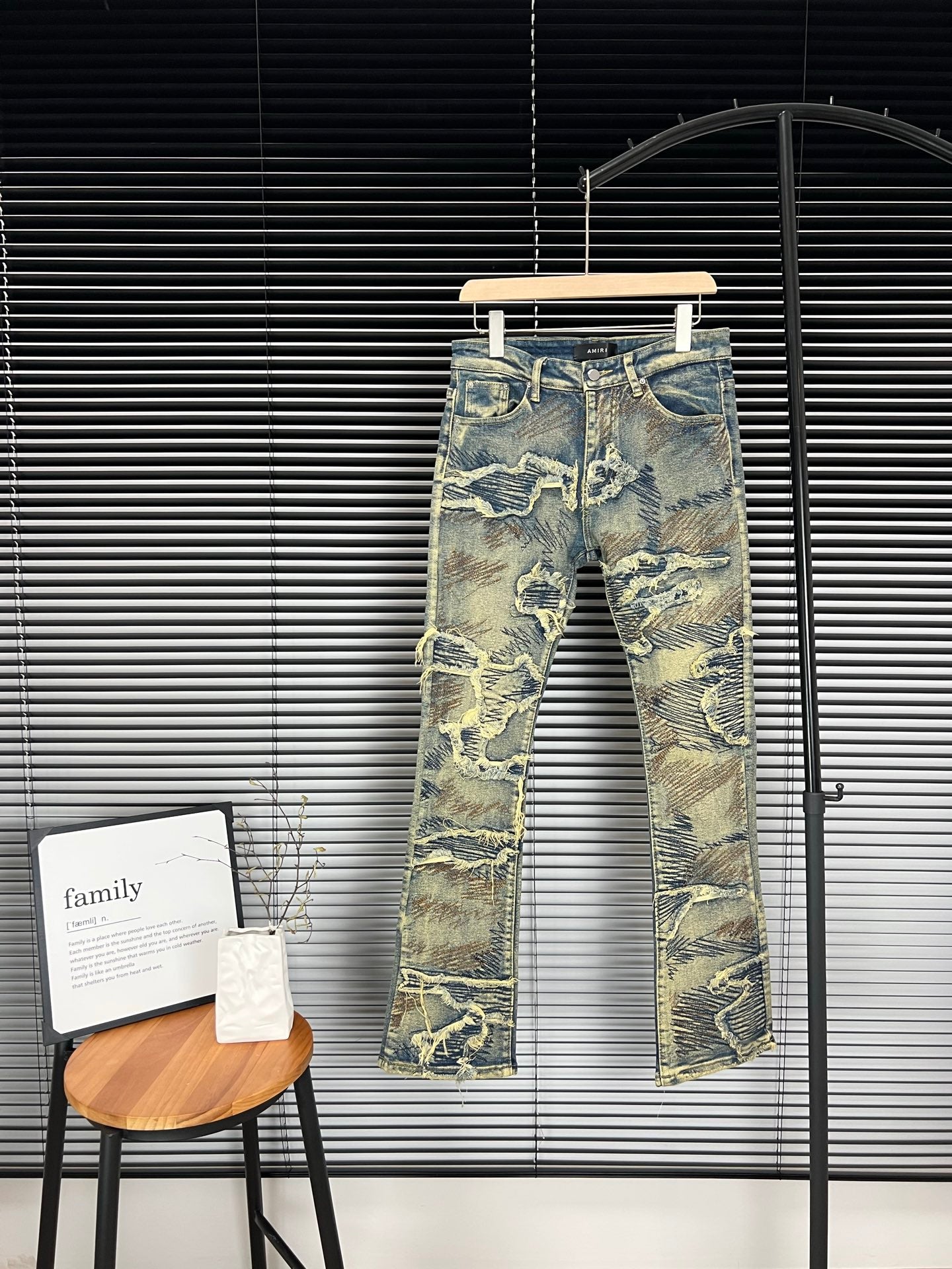 Amiri Embroidered Stretchy Slim Fit Flared Jeans