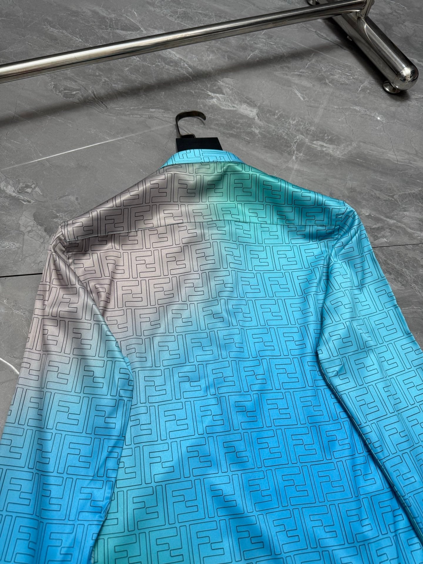 Fendi Color Block Gradient Long-sleeved Shirt