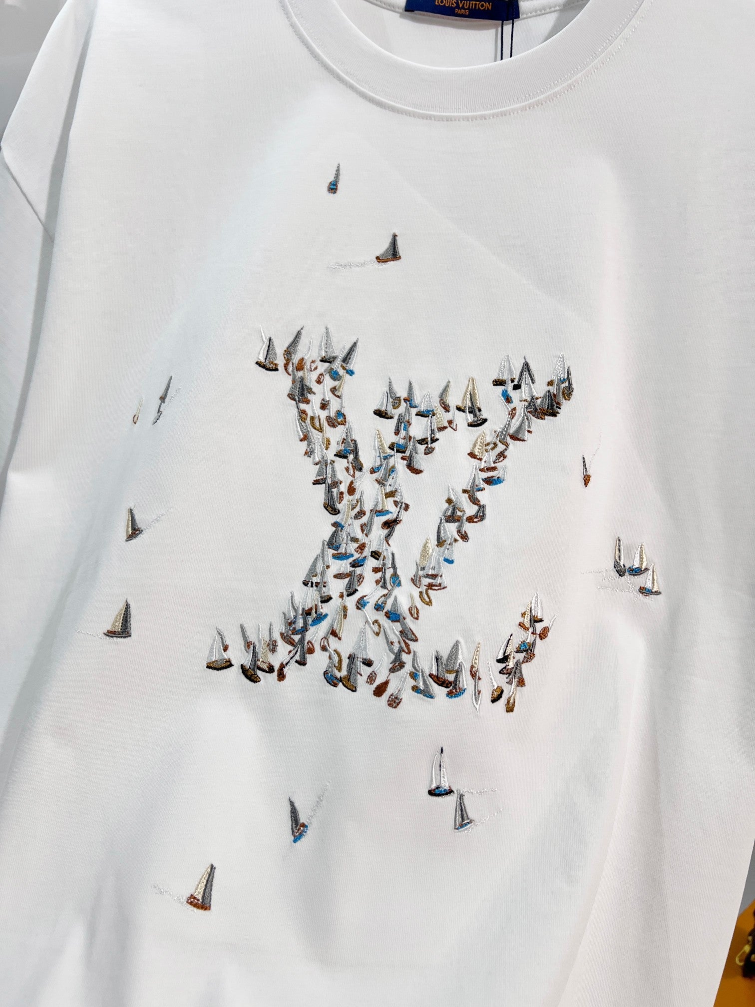 LV T-Shirt