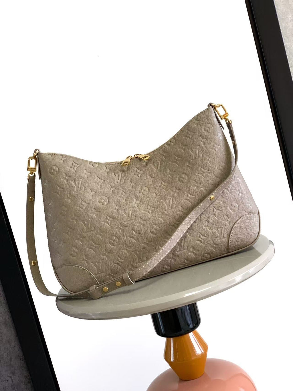 LV Classic Handbag