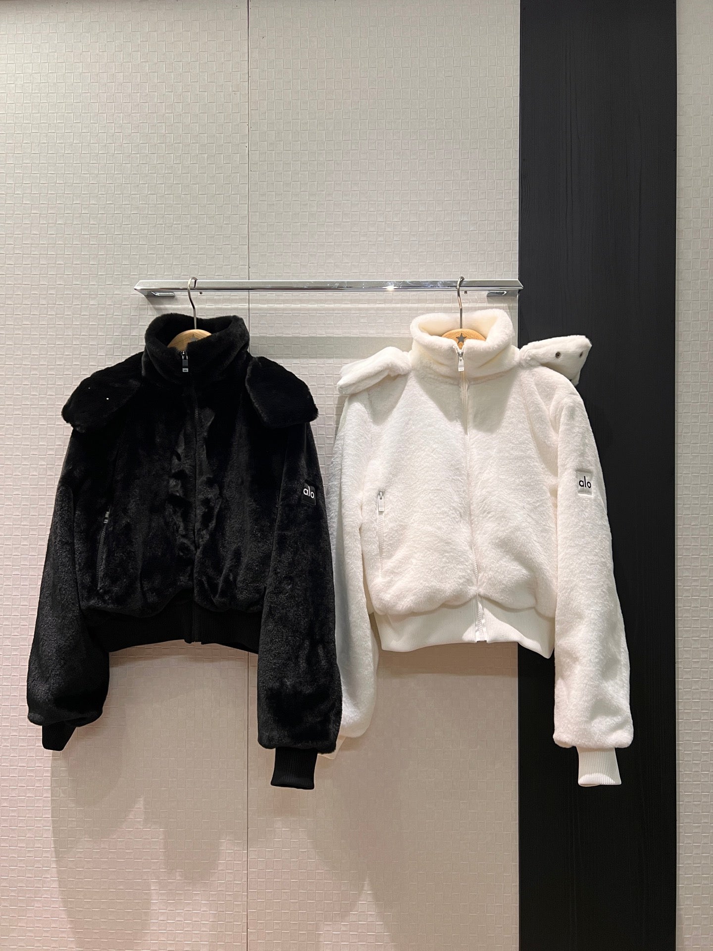 Women's ALO furry Hooded Short Jacket