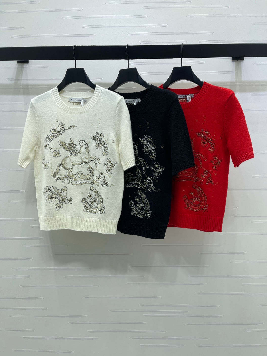 Pegasus Embroidered Knit Short-Sleeve T-Shirt