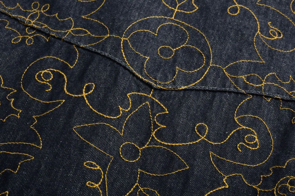LV black and Gold Pants