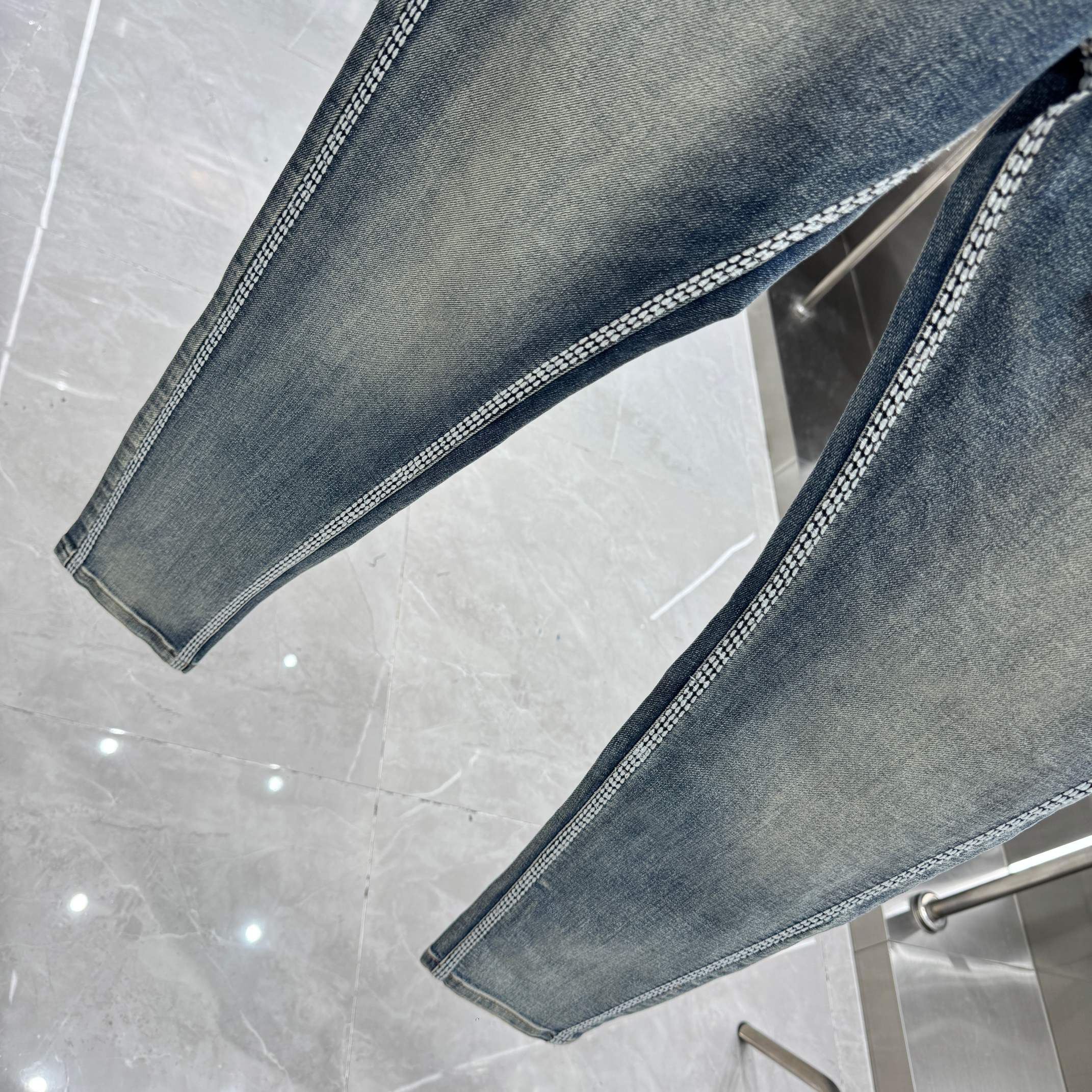 Valabasas Denim Skinny Jeans