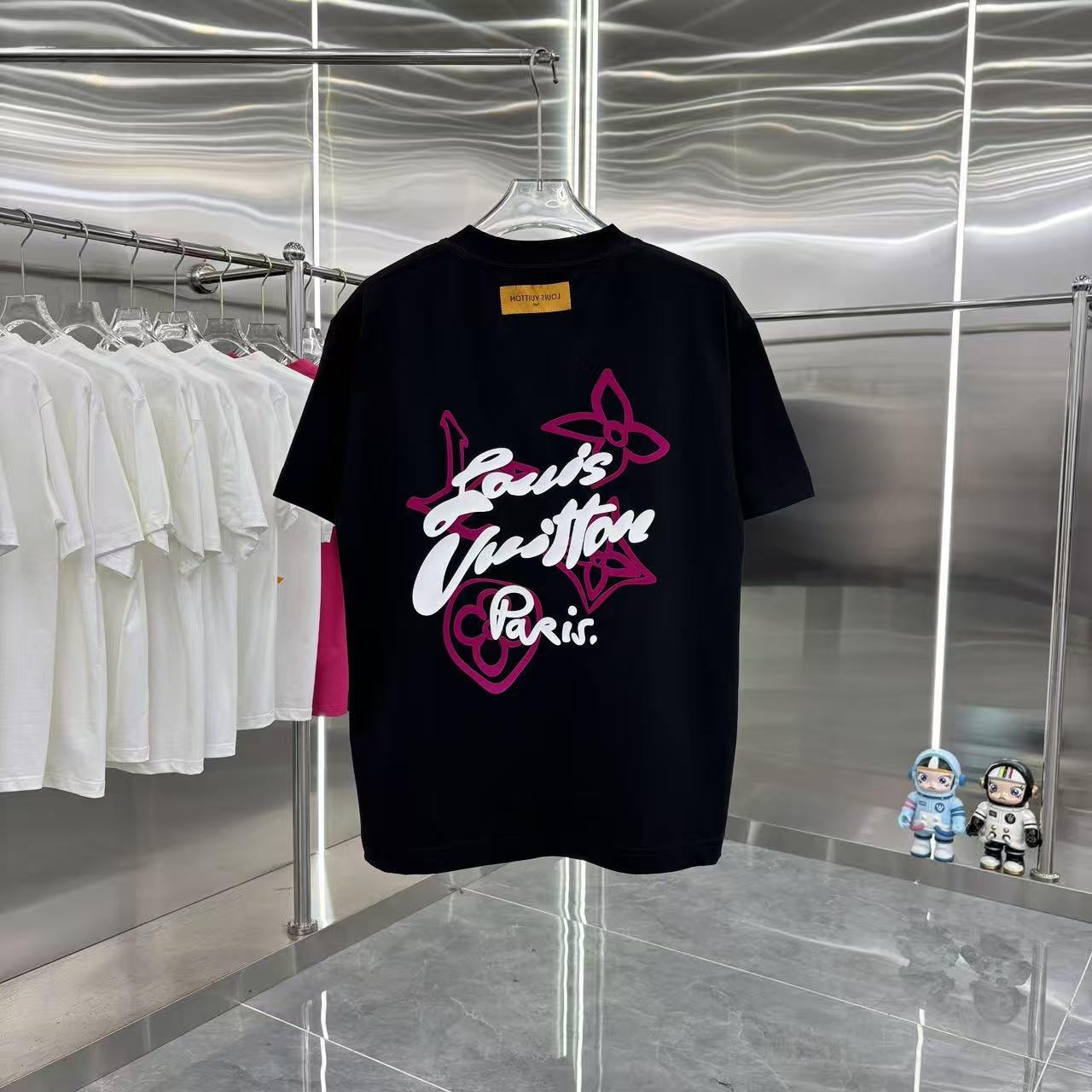 LV Short Sleeve T-Shirt