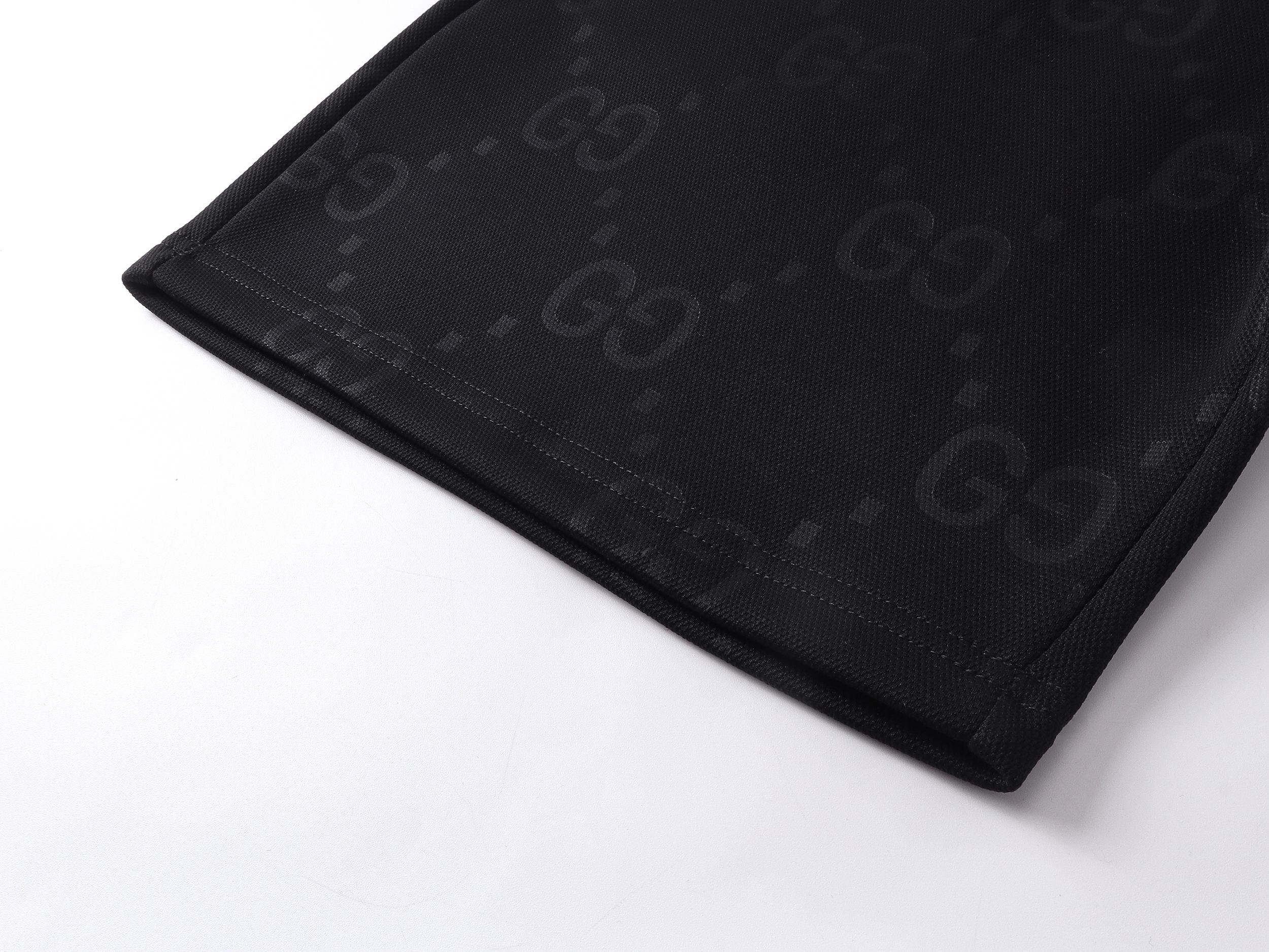 Gucci Monogram pattern shorts