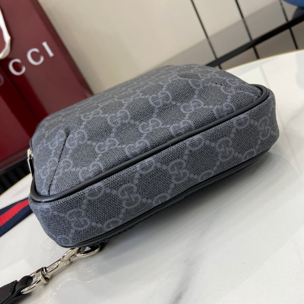 Gucci Cross Shoulder Bag