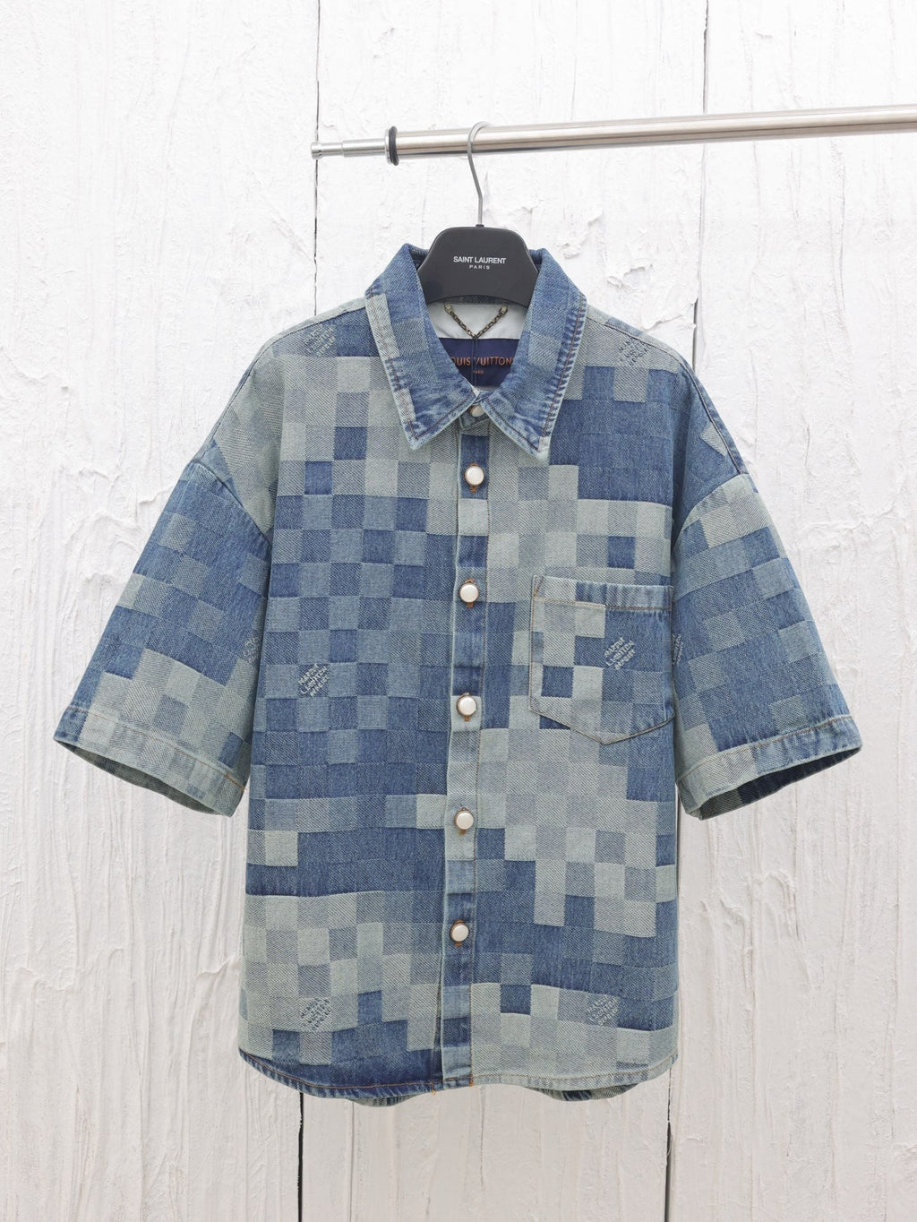 LV short-sleeved denim shirt