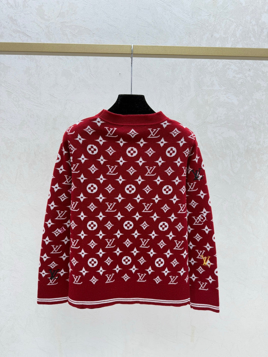 Woman LV cardigan