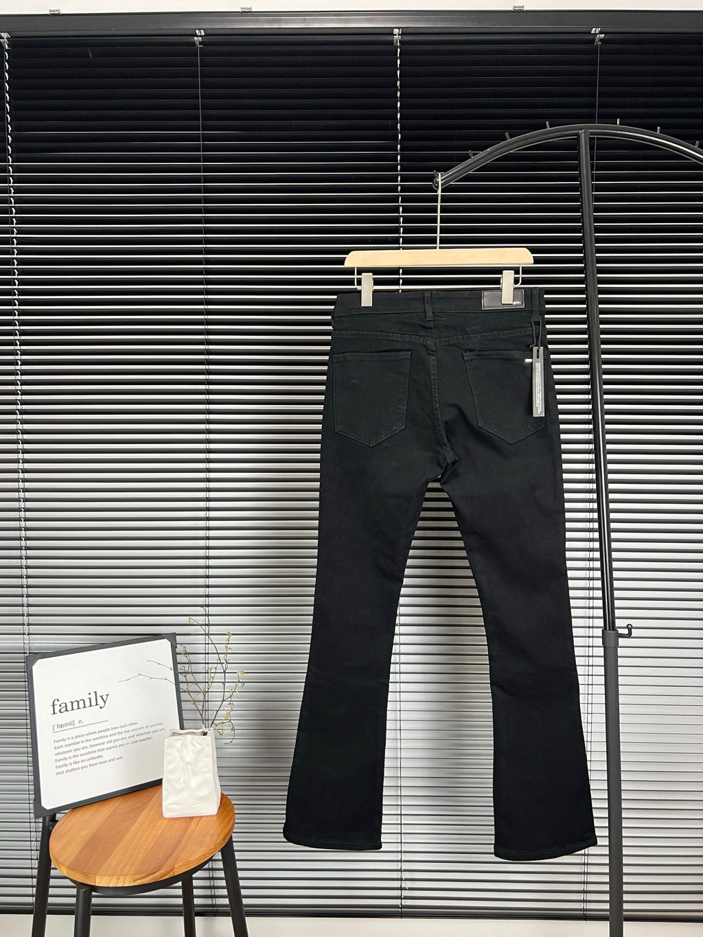 Amiri Embroidered Stretch Slim Fit Jeans