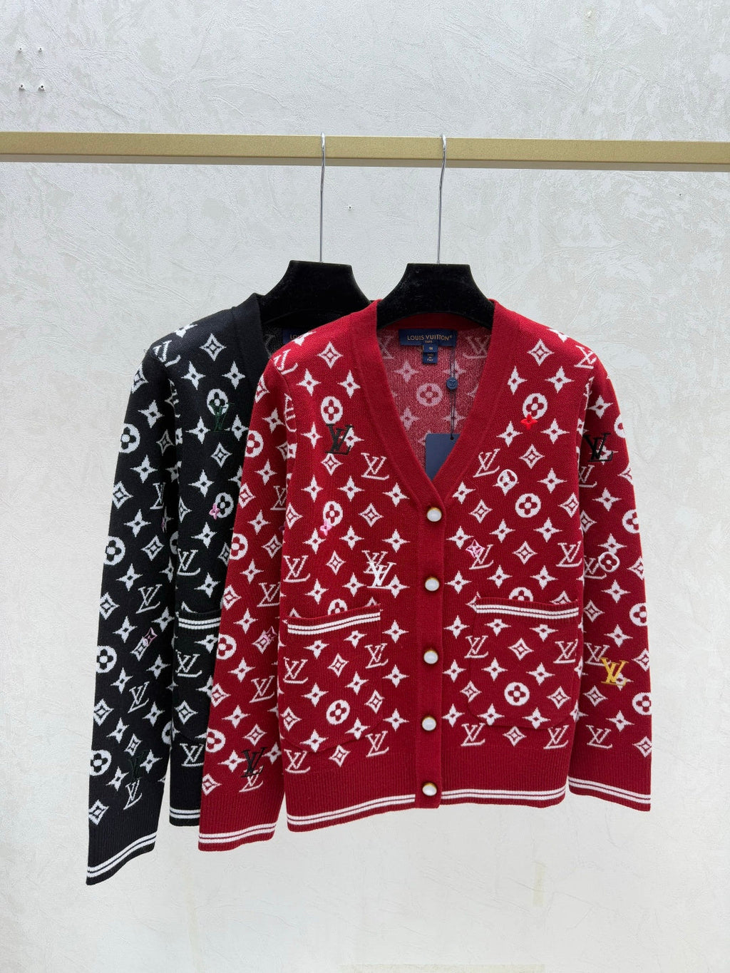 Woman LV cardigan