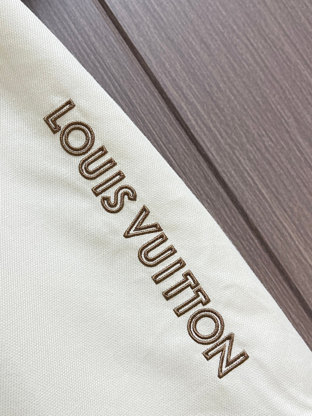 LV Short-Sleeve Sets