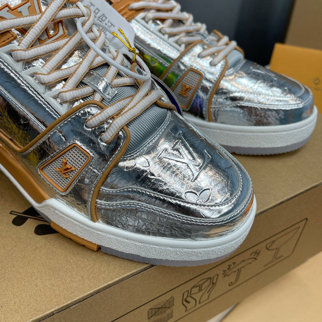 Lv Trainers - Exclusive Edition