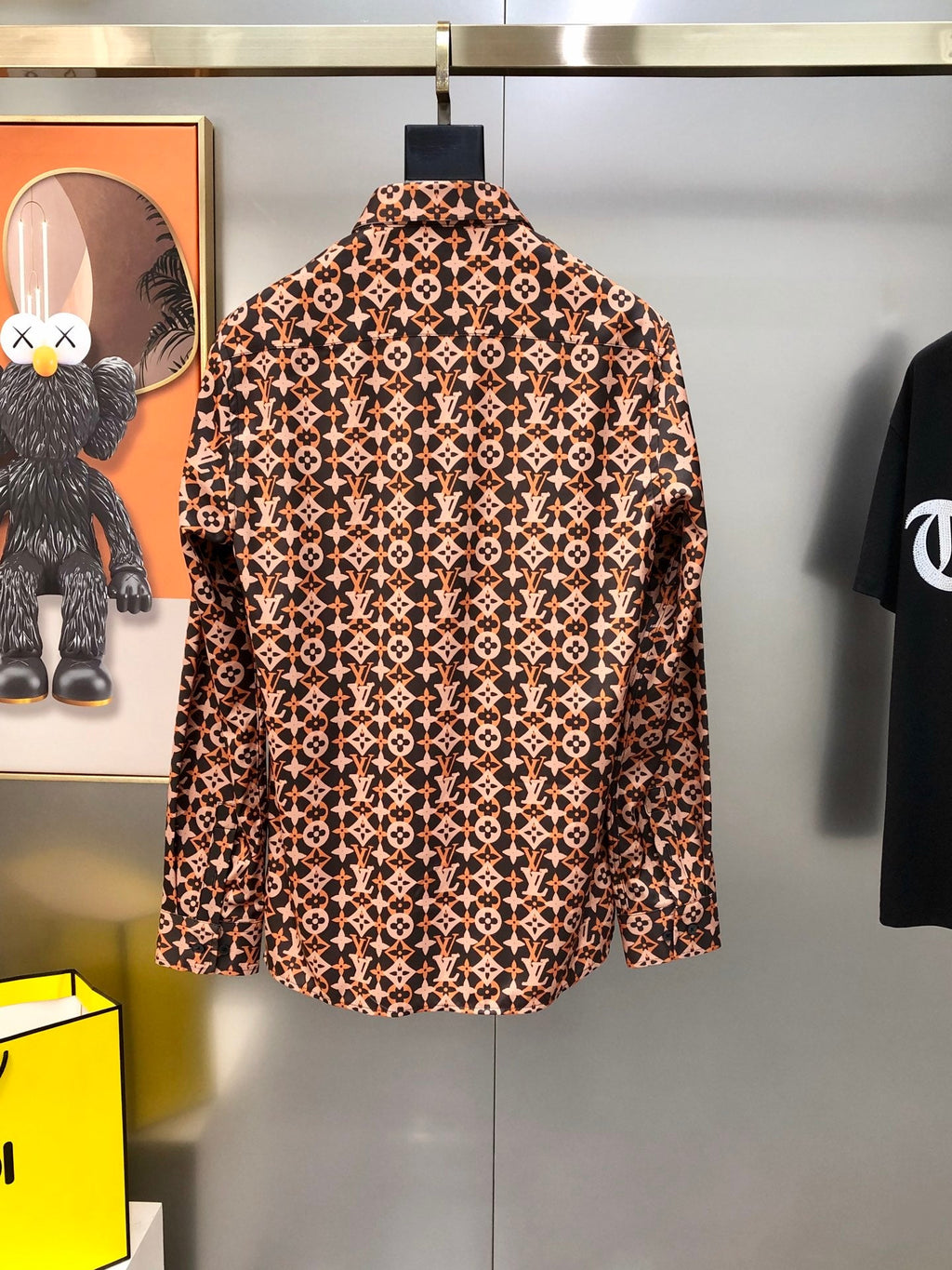 LV long sleeved shirt