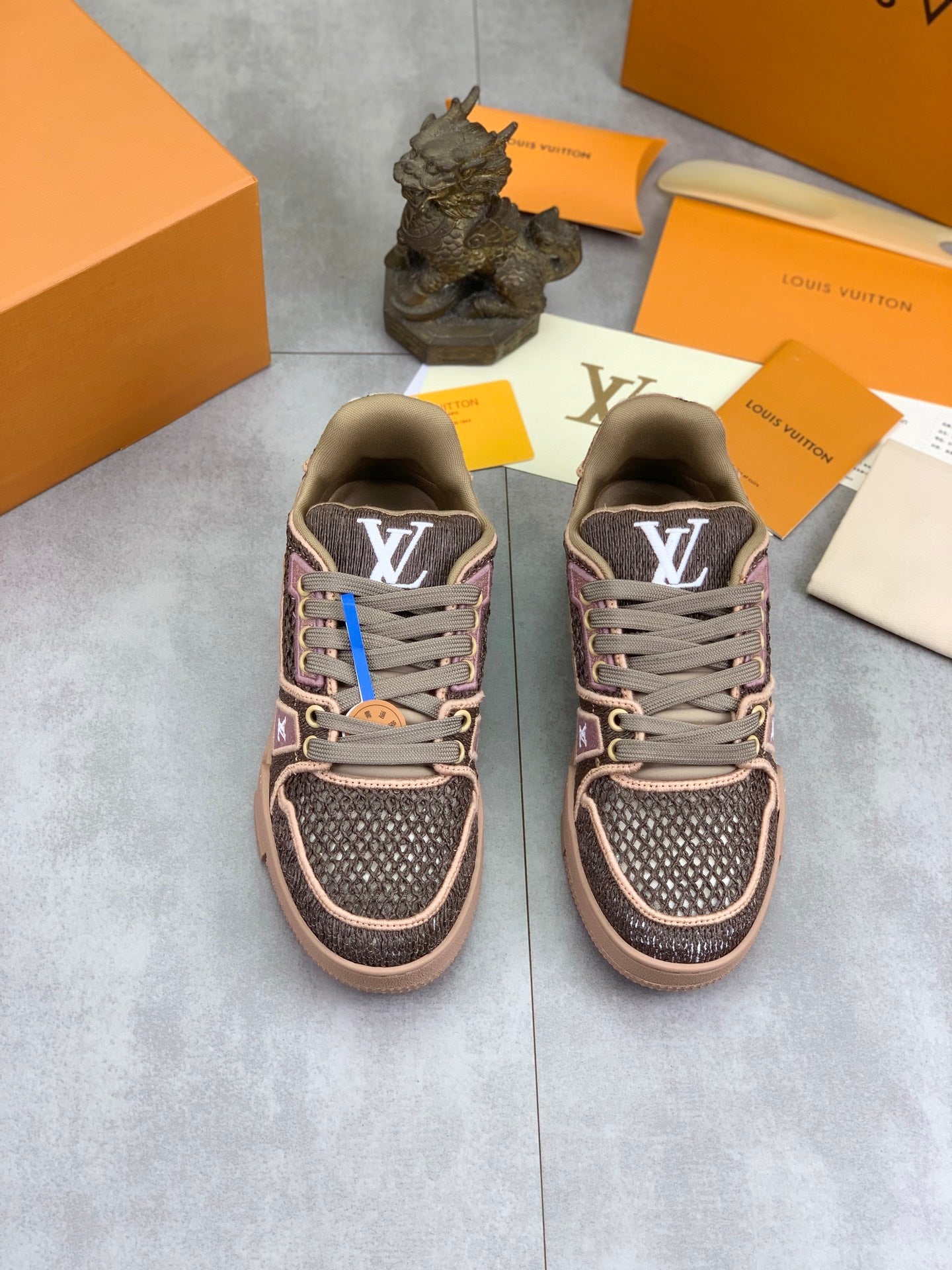 LV Trainers