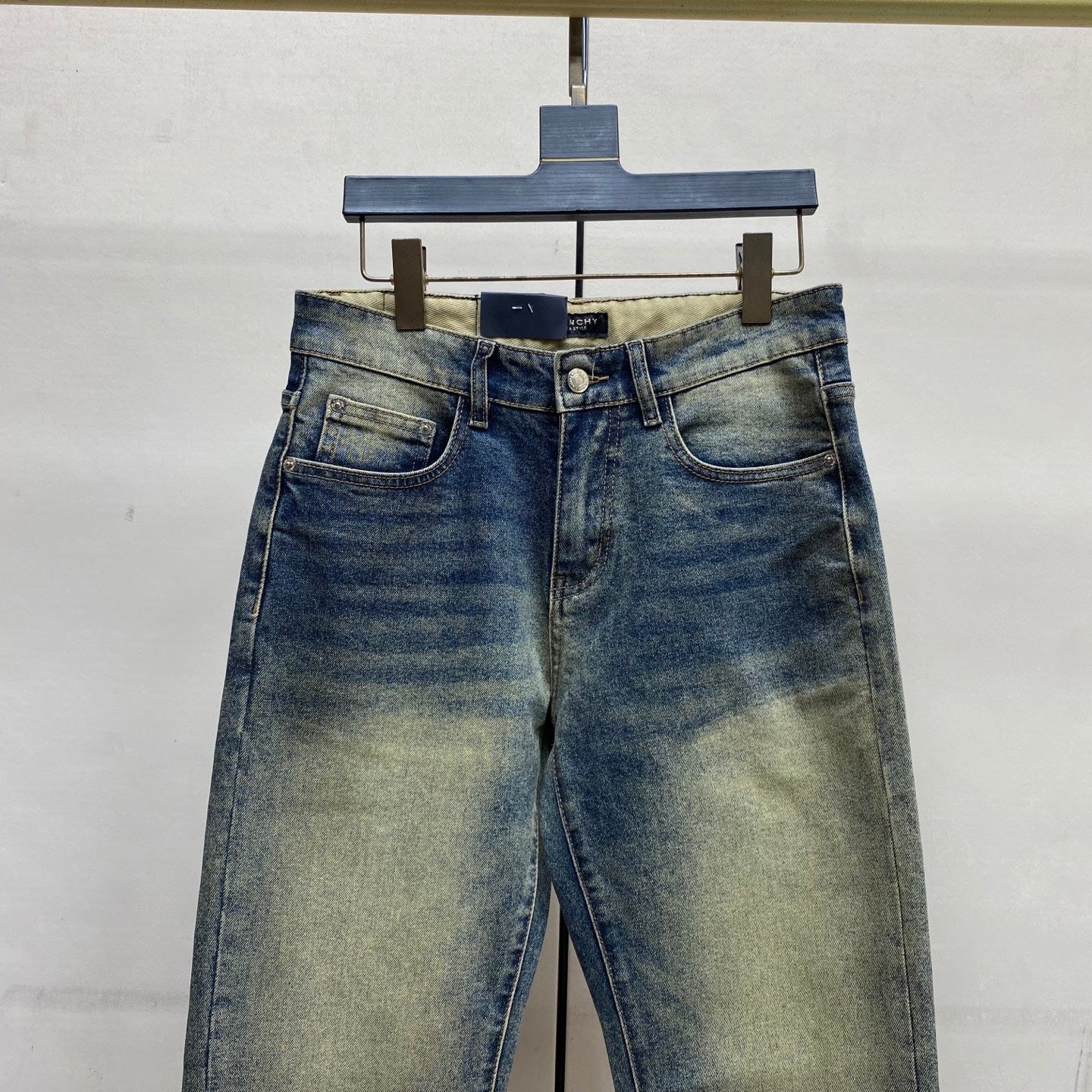 Givenchy fitted Jeans