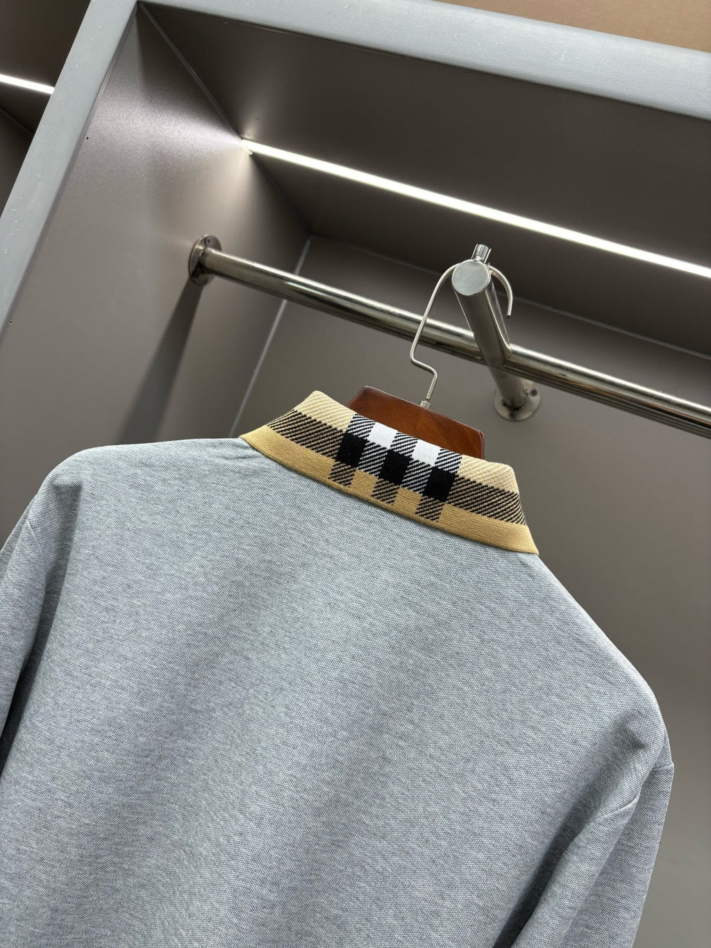 Burberry Collar Shirt