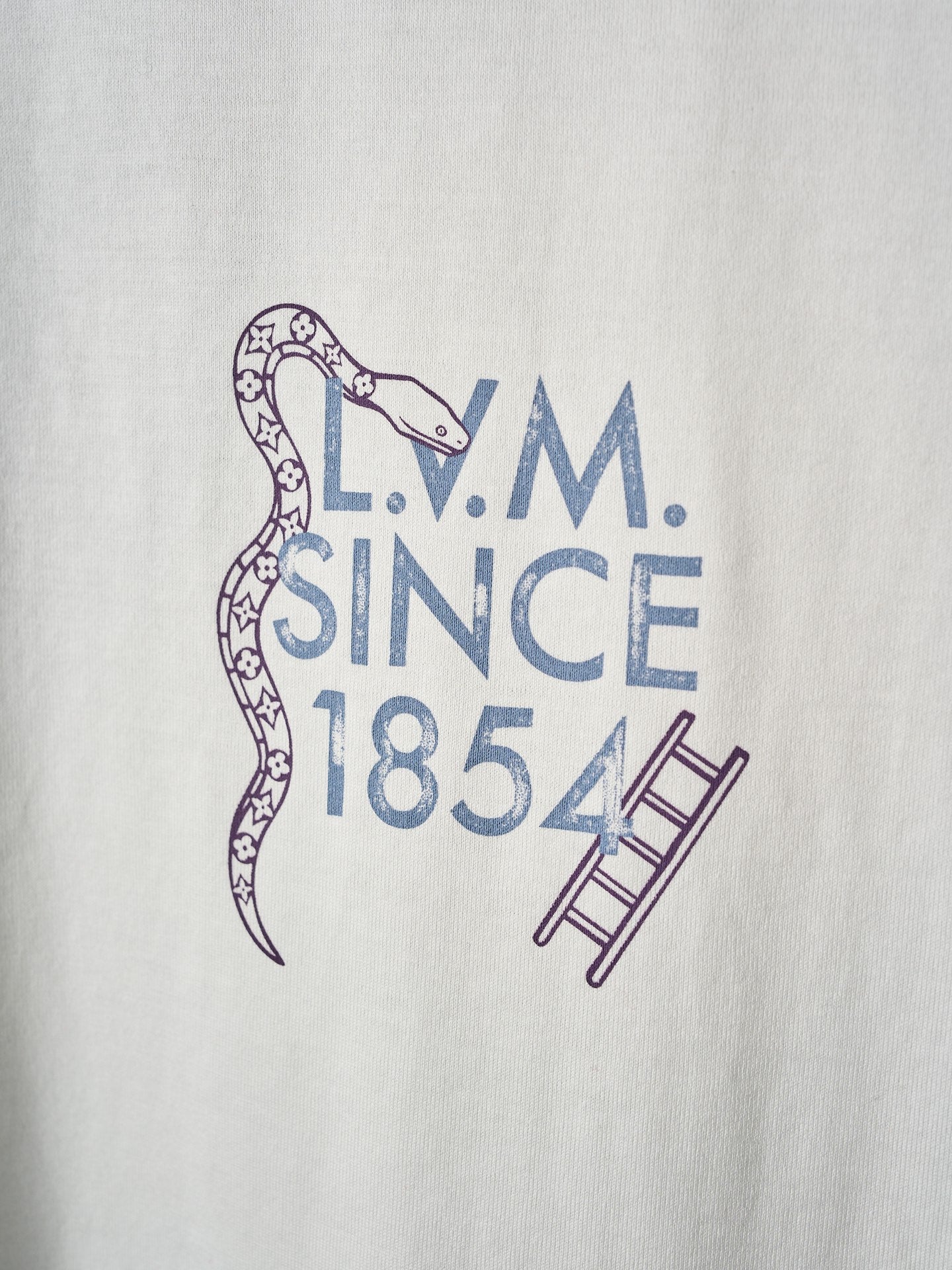 LV checkeredboard snake Print T-Shirt
