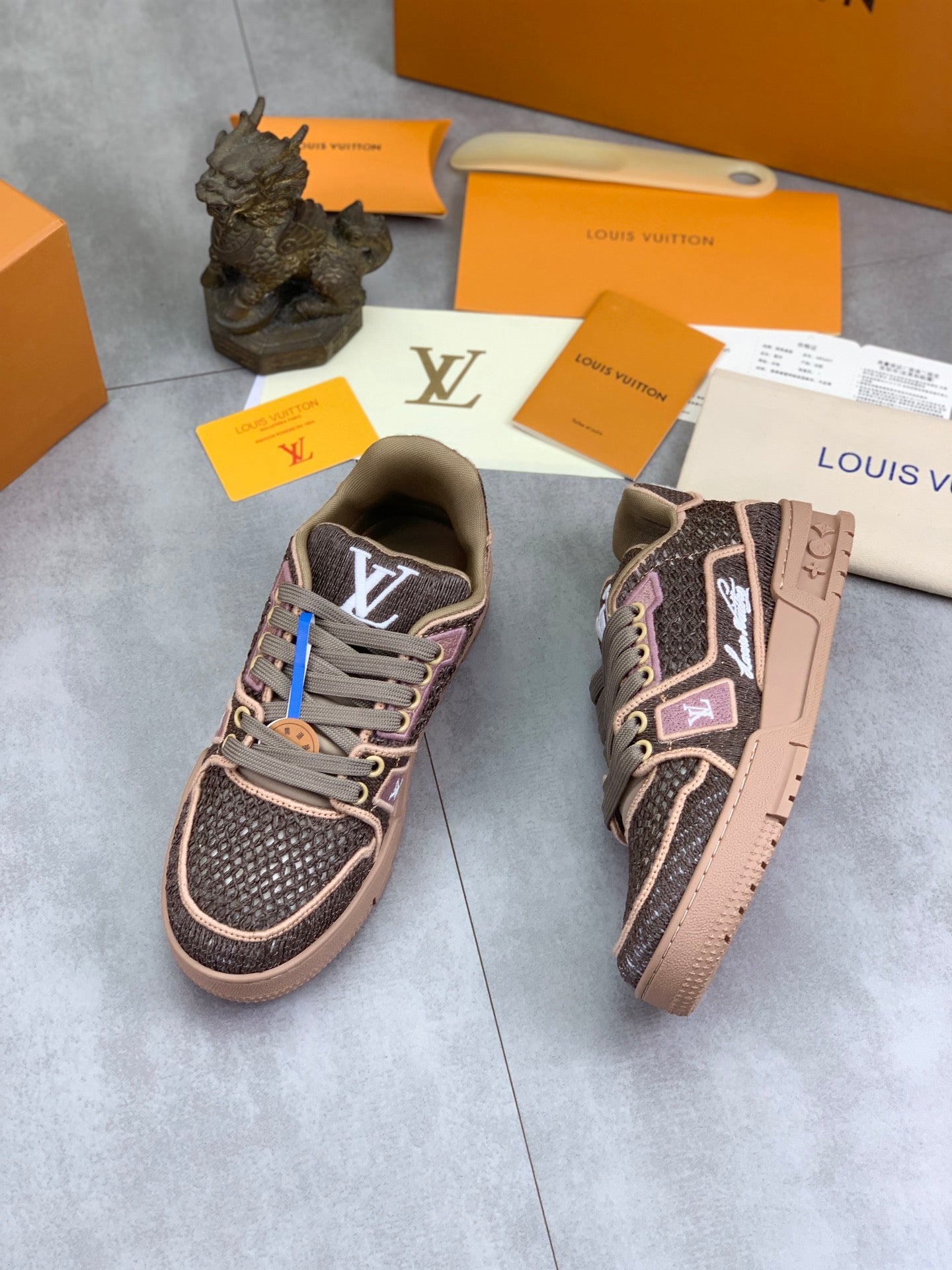 LV Trainers