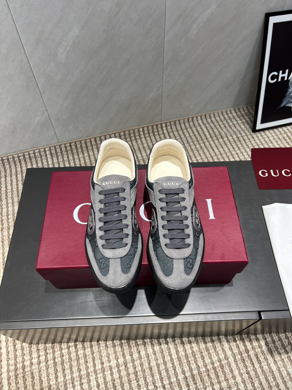 Gucci Distressed Causal shoes