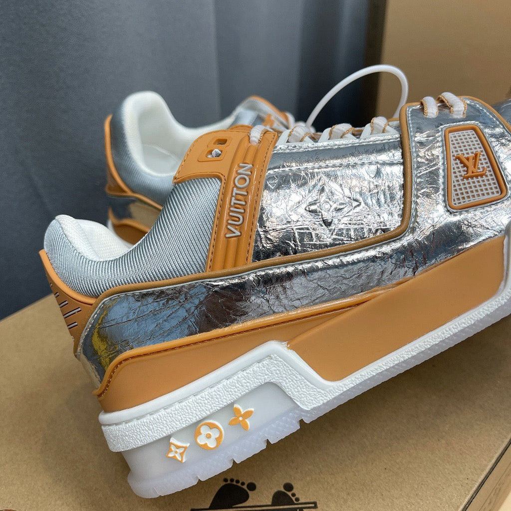 Lv Trainers - Exclusive Edition