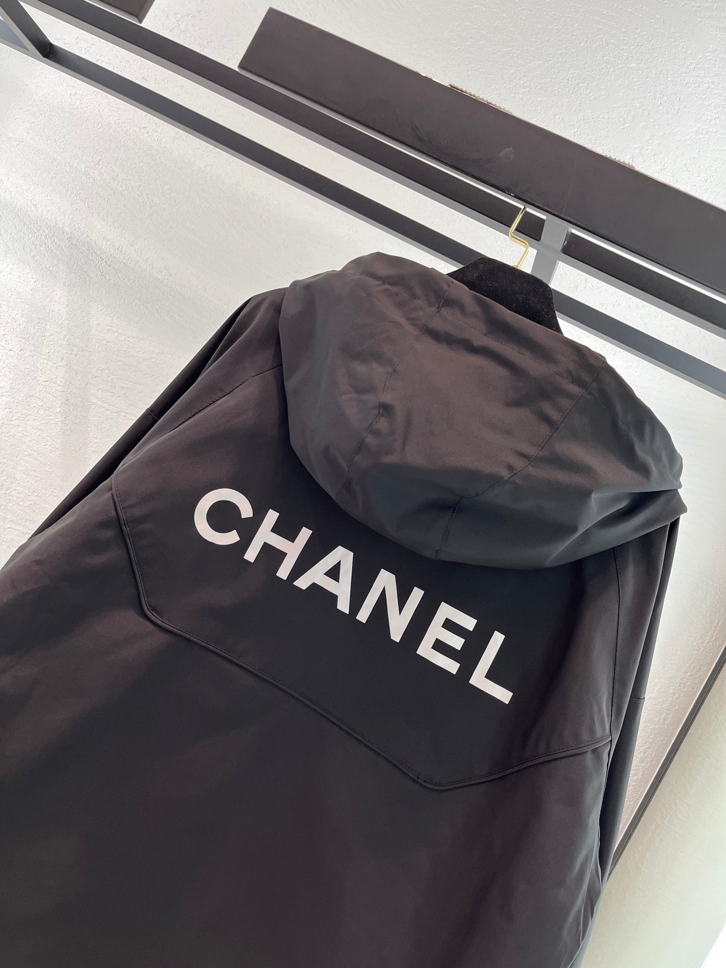 Women's Chan* Windbreaker Jacket
