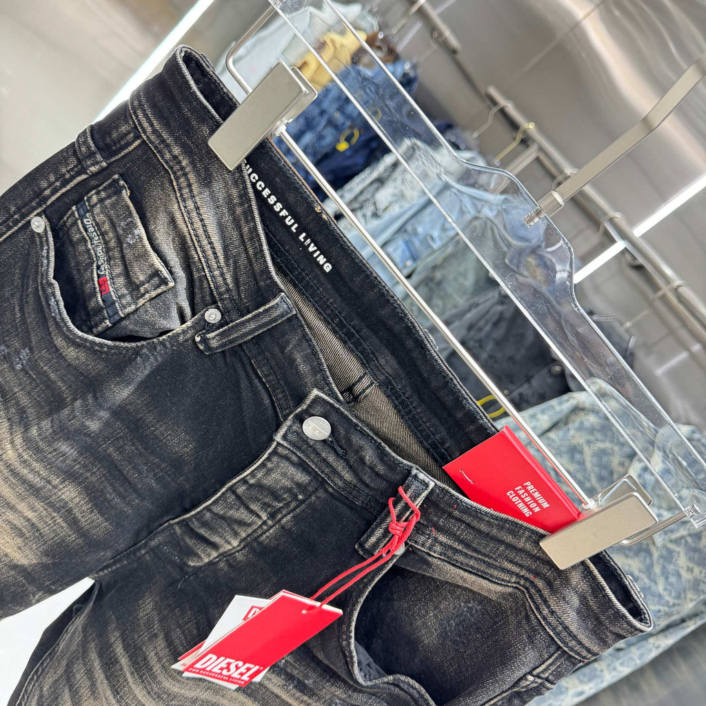 DSqaured2 Ripped Heavy-Duty Slim fit stretch Jeans