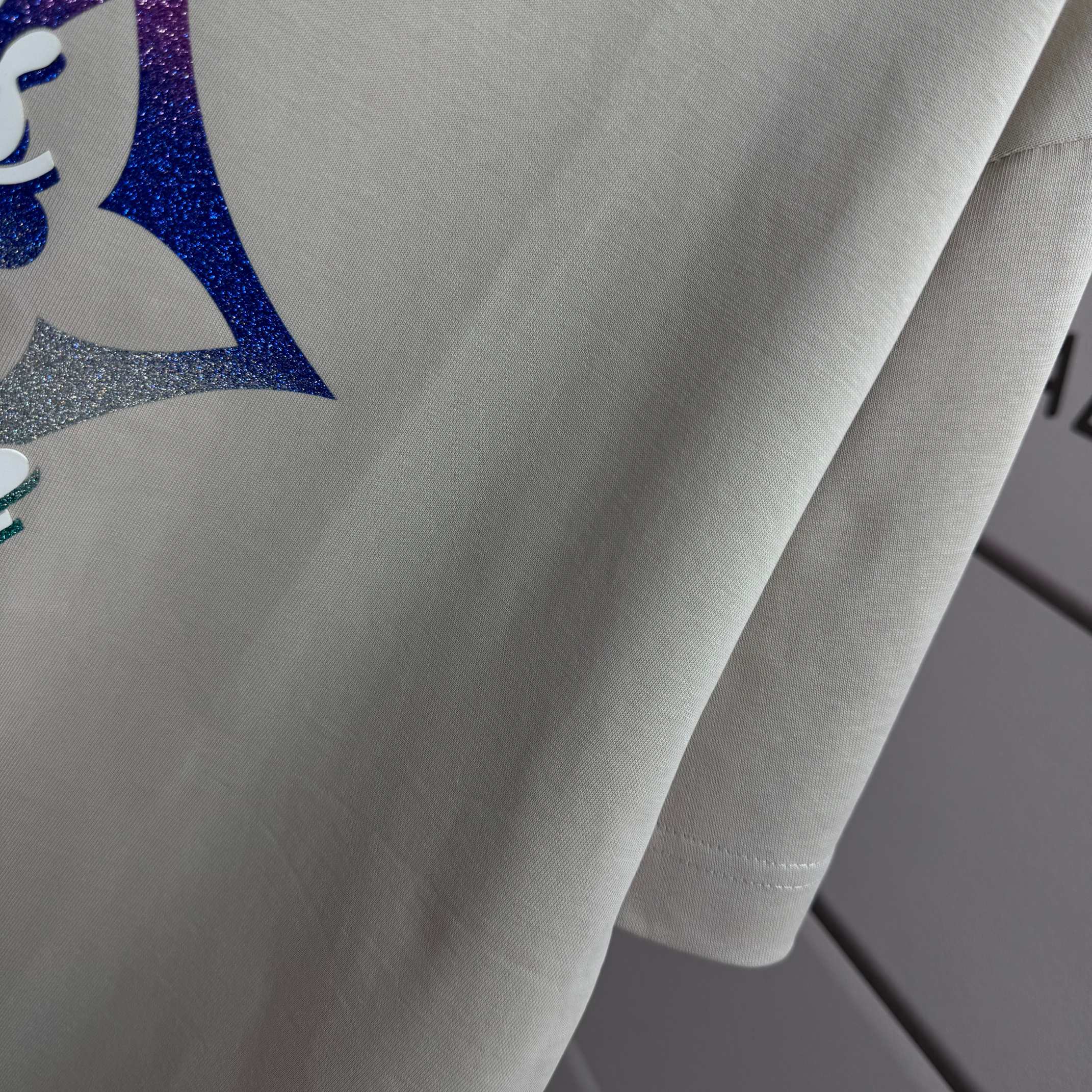 LV letter 3D Plate Silicon T shirt