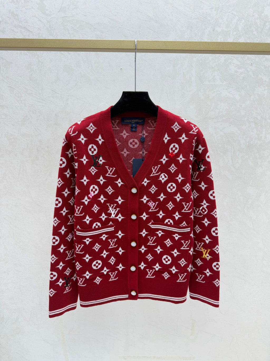 Woman LV cardigan